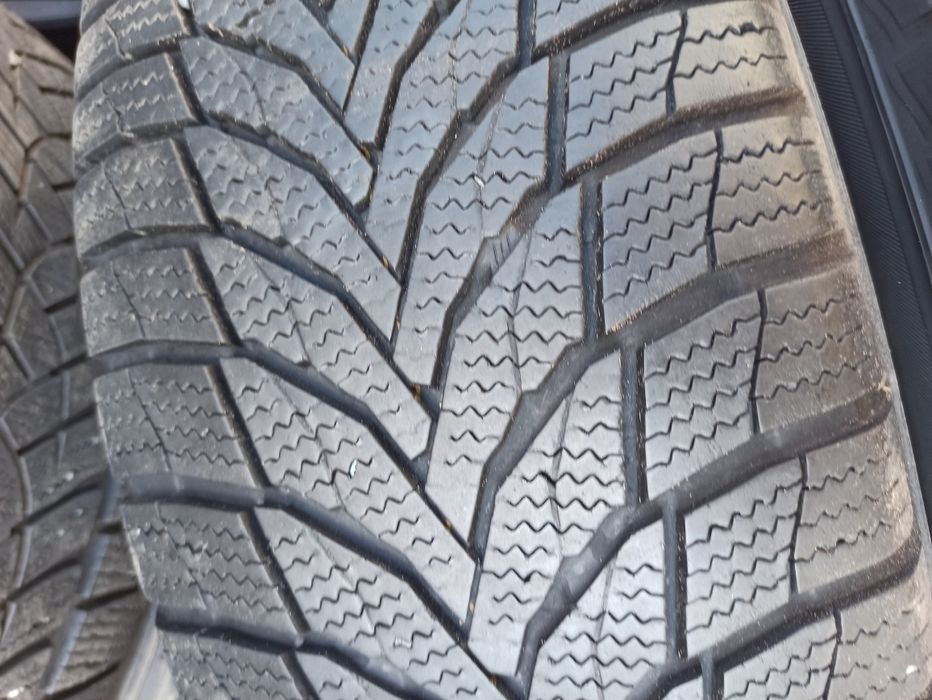 Зимняя резина ПАРА 215/65 R16 Nexen Winguard SUV