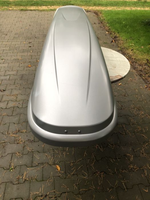 Box dachowy PORSCHE produkowany Thule