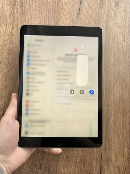 Apple Ipad 7 32 gb wifi