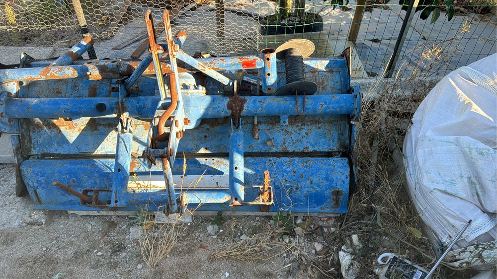 Fresa agricula em bom estado