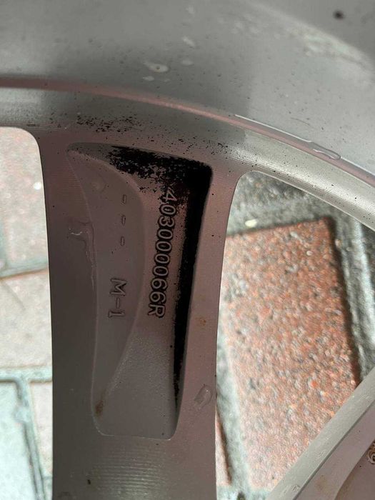 Диски легкосплавні R17 5/114.3 Renault Megane 3 / Scenic 3/Laguna 3