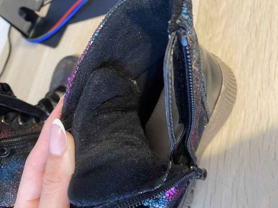 Buty zimowe na grubej podeszwie