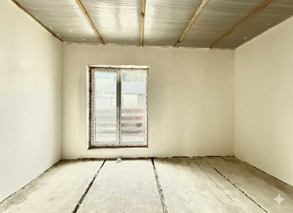 Таунхаус з каміном! КМ Лісове! Мінімальне оформлення!