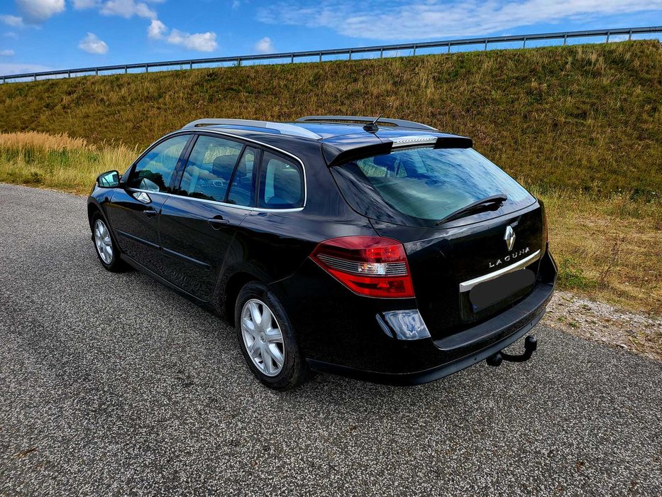 RENAULT LAGUNA 3 2.0b 2010 klimatronic alu hak 6bi tempomat SUPER STAN
