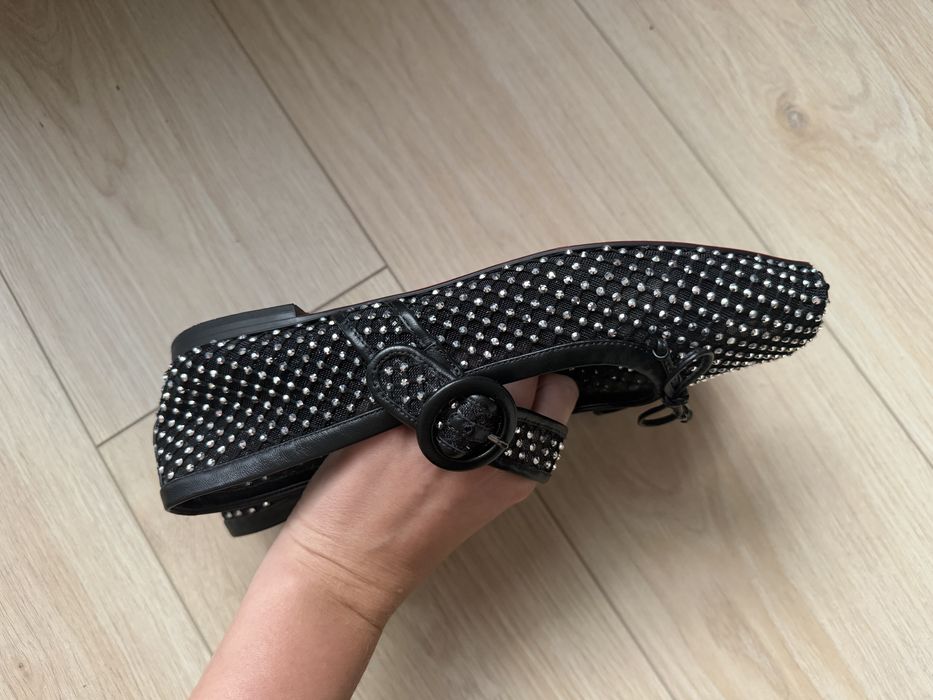 baleriny christian louboutin 39