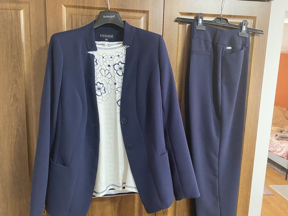 Kostium dla kobiety rozmiar 38