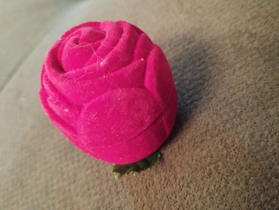 Футляр бархатный для кольца, сережек,  или цепочки