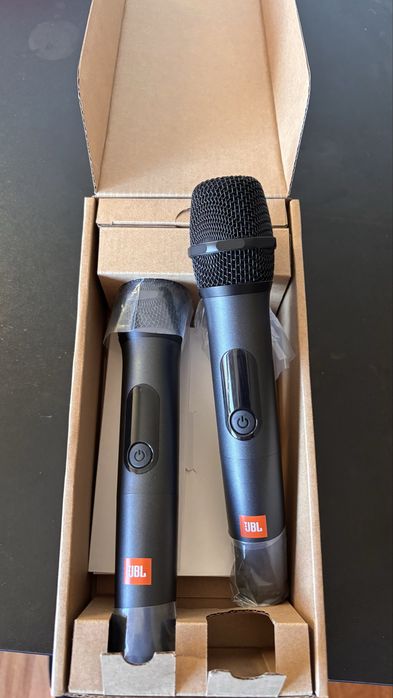 Coluna Bluetooth JBL PartyBox Encore Essencial - Preto