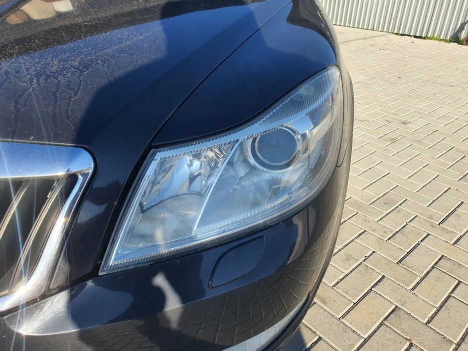 Фара права, ліва ксенон Skoda Octavia A5 рестайл ЄВРОПА