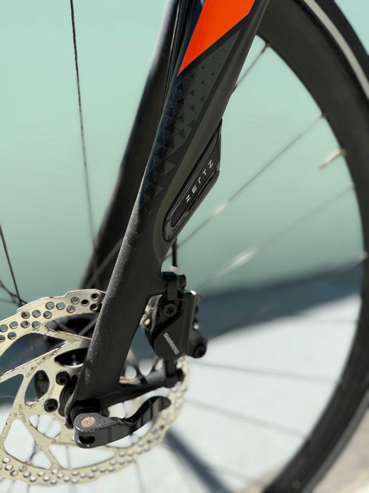 Bicicleta Specialized 2016 SIRRUS COMP DISC - Pouco uso