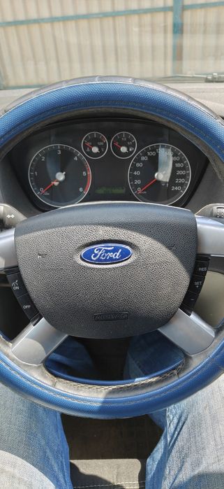Продам Ford Focus 1.6 tdi (2004)