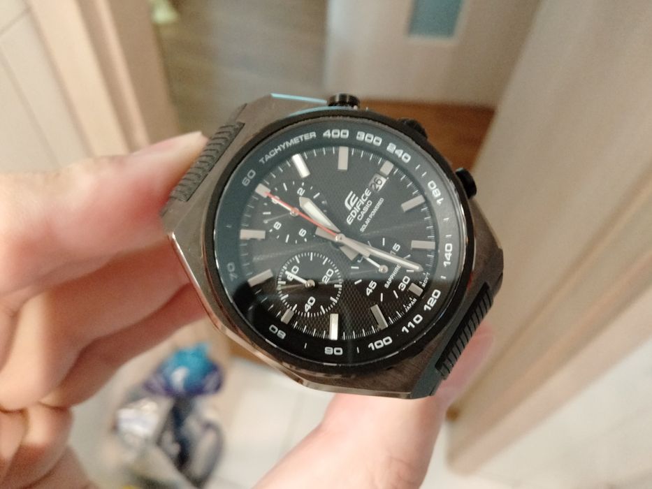 Casio EDIFICE EFS-S660PB-1AEF casio g shock