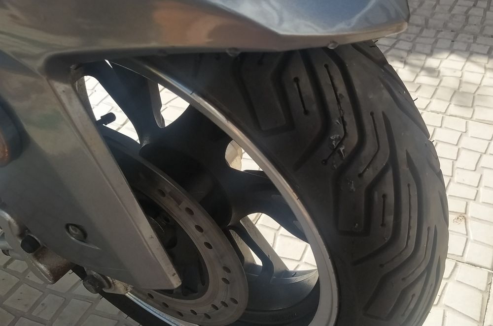 Moti Maxi (E- Fun Puma) Maxi Scooter Elétrica