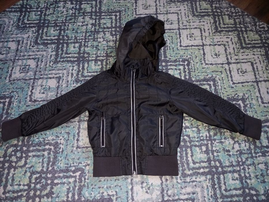 Куртки на хлопчика на 6-8  років