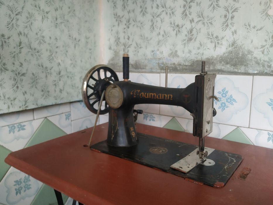 Продам швеюну машину"Nayman"Стартова ціна 140$