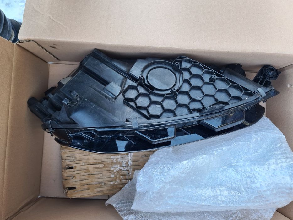 Lampa Audi A5 b9 8W lift Laser USA
