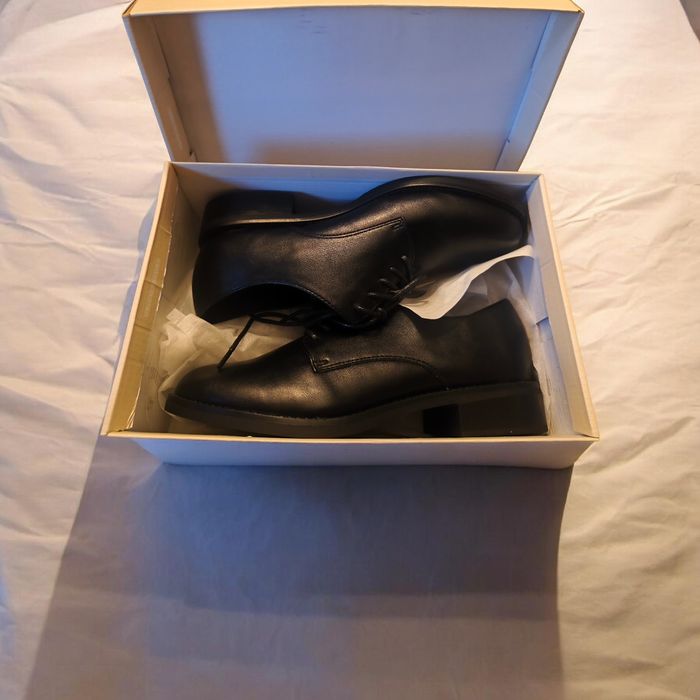 Buty 40 czarne CCC nowe wyjściowe komunia