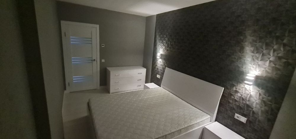 ЦЕНТР! 2-кімнатна новобудова подобово, посуточно, трикімнатна,чотирьох