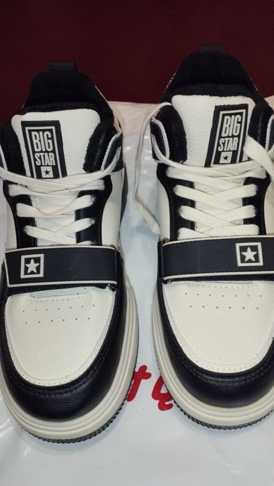 Продам кросівки зимові, чоловічі 40-го розміру