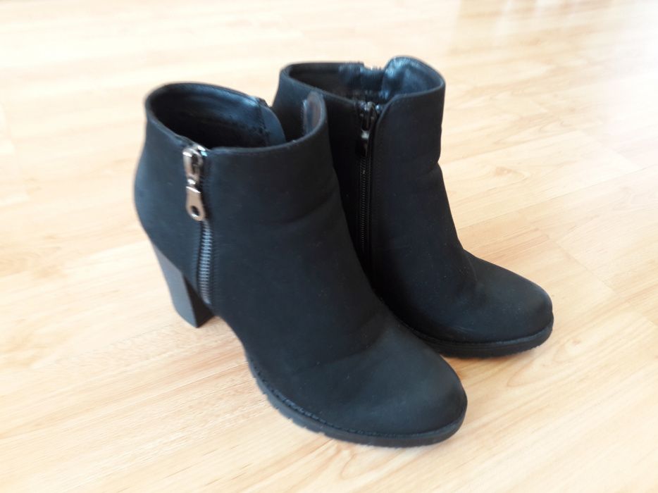 botki w rozmiarze 38