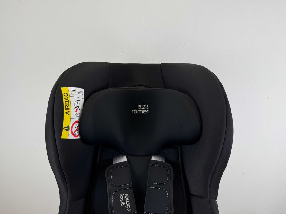 Fotelik samochodowy Britax Romer Max-Way Plus Black Series 9-25kg