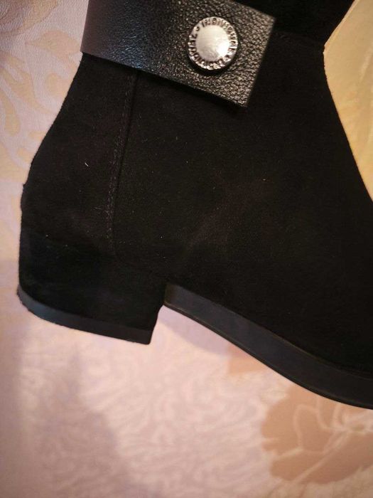 Стильні жіночі чобітки ботфорти, замшеві, осінь - весна, розмір 40