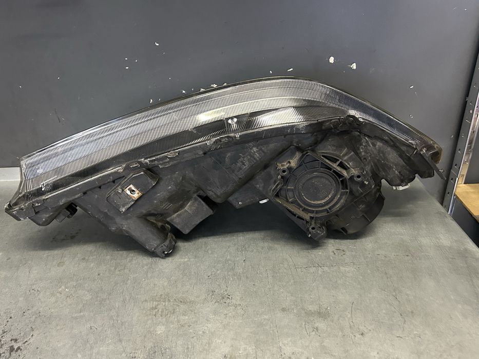 Lampa lewa przód Honda Accord VII lift 05-08r. xenon Europa oryginał