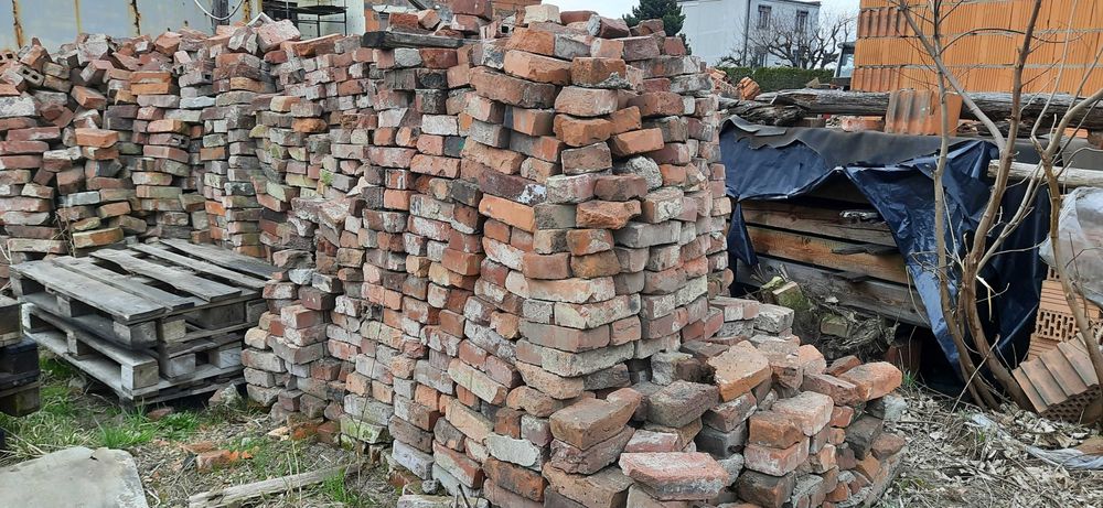 Cegła rozbiórkowa