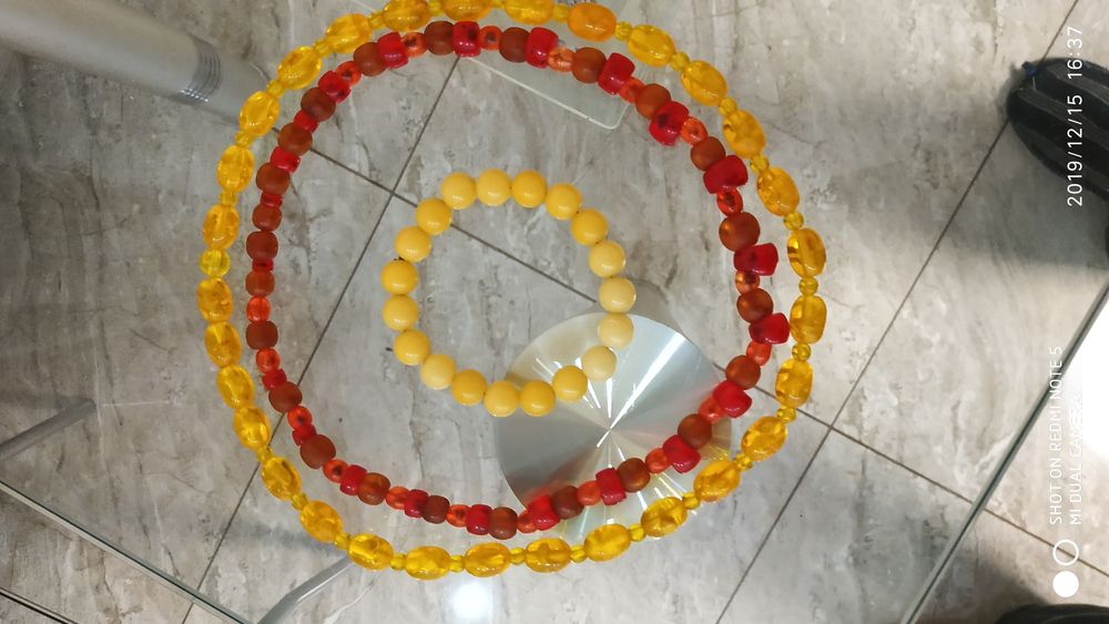 Янтарне намисто