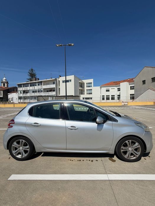 Peugeot 208 1.4 HDi