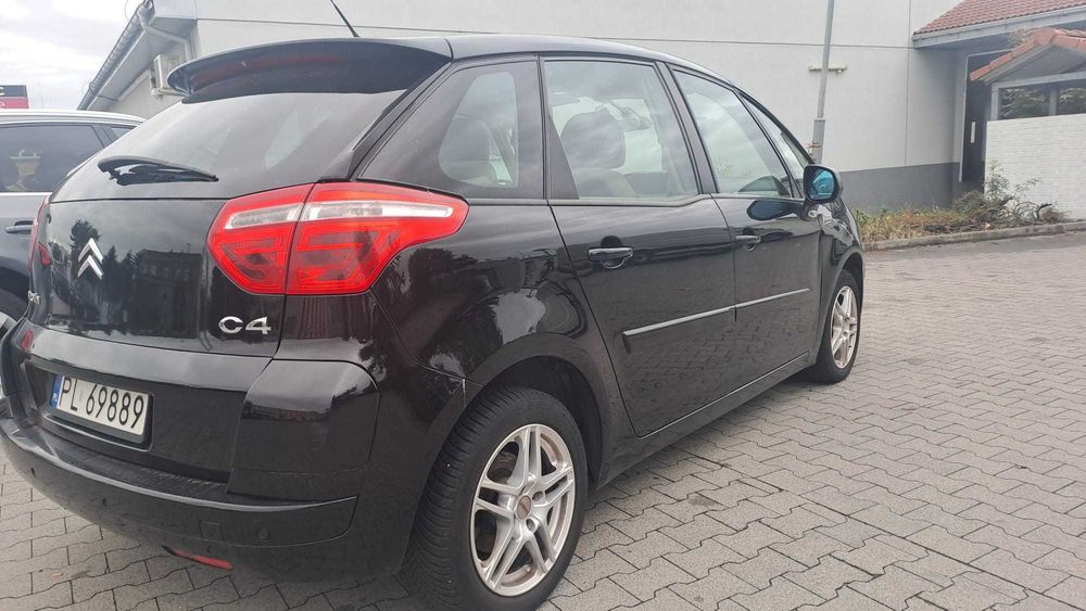 Sprzedam bardzo ładnego Citroena C4 PicassoBenzyna 1.6 110km