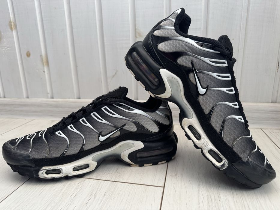 Кросівки Nike Air Max Plus TN Black White Gradient