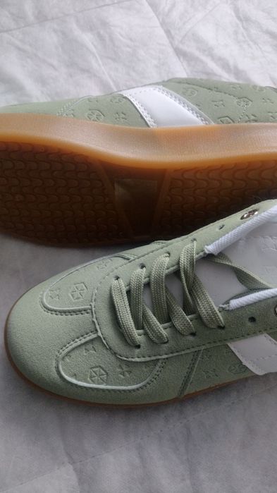 Buty oliwkowe samby 36