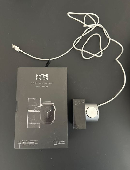 Native Union Marble Apple Watch зарядка мармурова зарядна станція