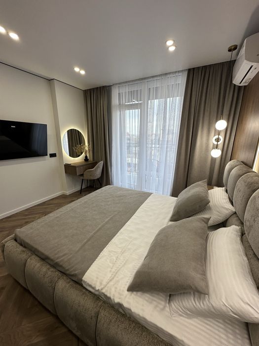 Продається дизайнерська 3 км квартира площа 90м2