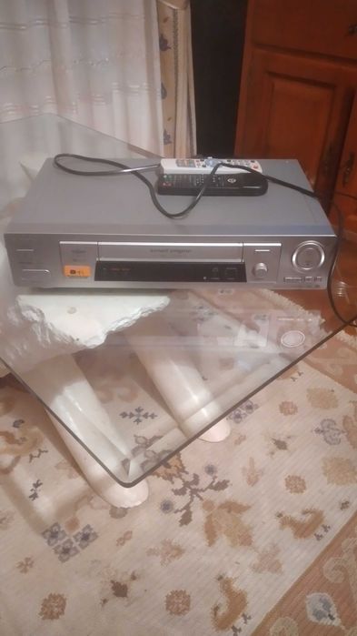 Tenho um video caserte com bom esrtado de consevacao so vendo64172200913410120