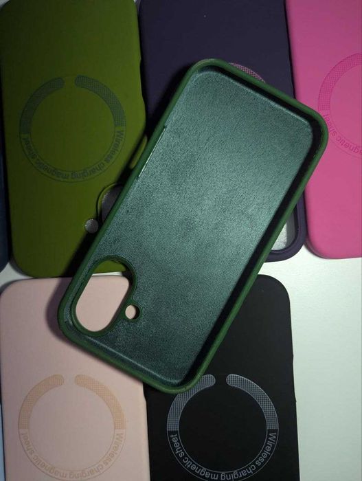 Чохол для IPhone 16 з MagSafe