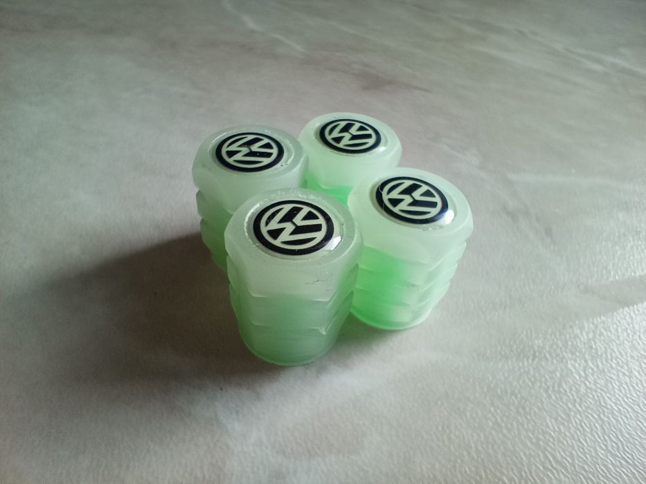 Светящиеся,колпачки на нипель Фольксваген  Volkswagen.Ковпачки на ніпе