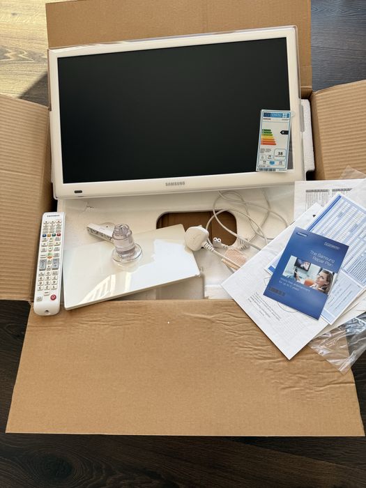 Samsung Smart телевізор 55,9 см (22") TV Wi-Fi майже новий