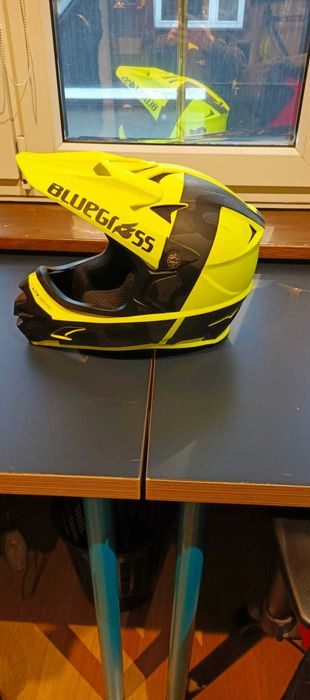 Kask wyczynowy bluegrass rozmiar XS