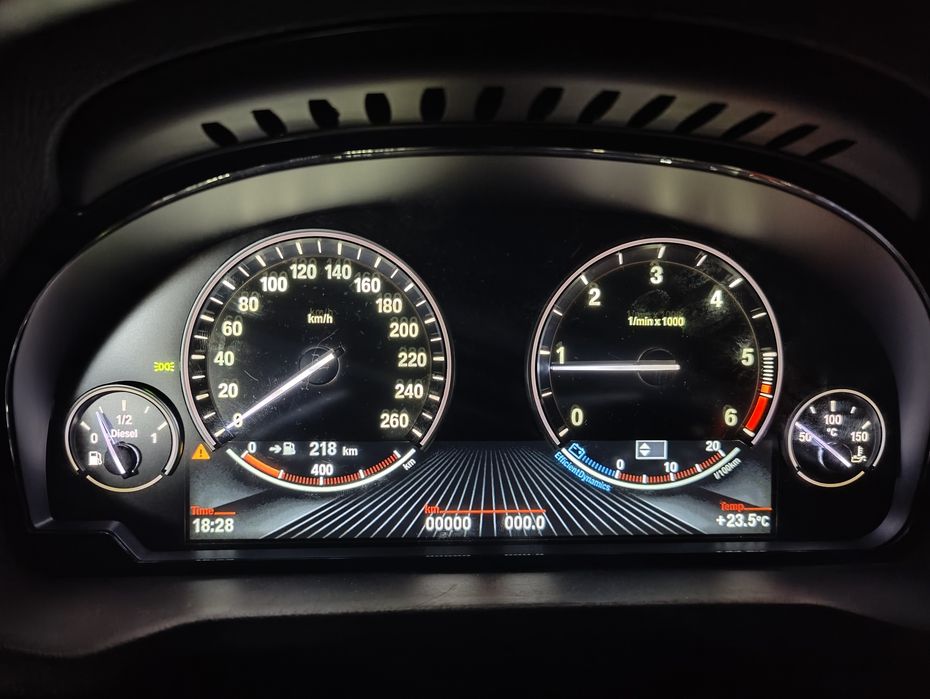 Обнулена панель приладів BMW 6WA щиток приборов приборка