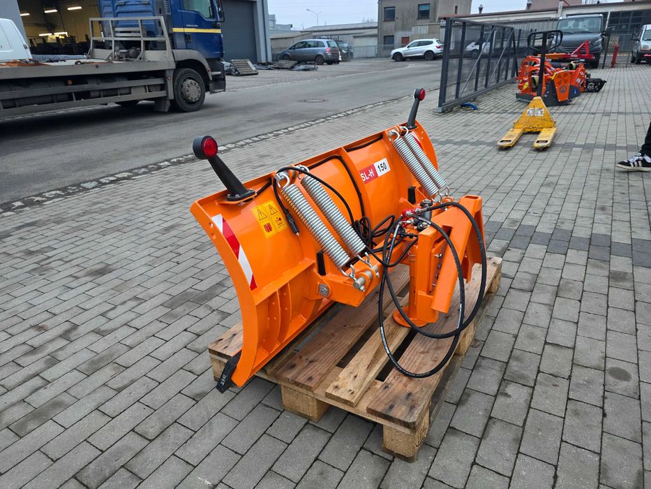 Pług śnieżny hydrauliczny SL-H 150 (150 cm 1,5m)  Lemiesz gumowy – LED
