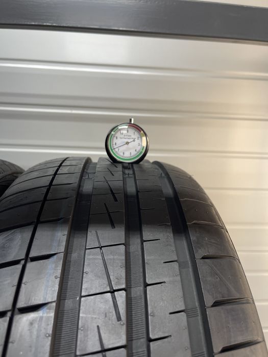 Літні шини 225/45r18 Vredestein. Ціна 2500грн/шт