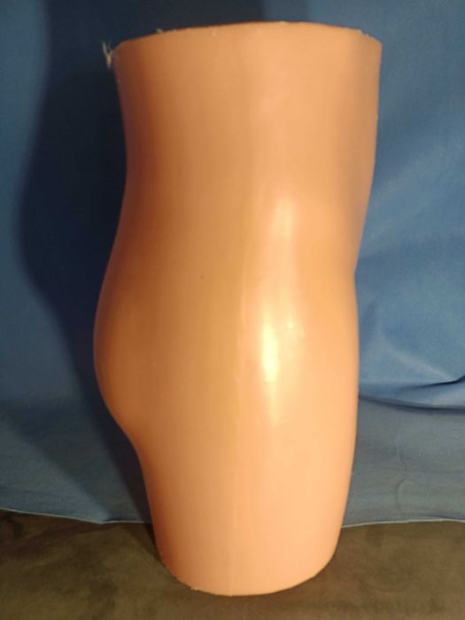 Biodra manekina, niemal nowe.