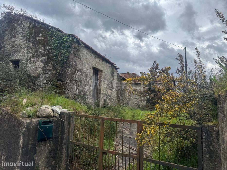 Moradia Rústica T1 / Lousada, Sousela