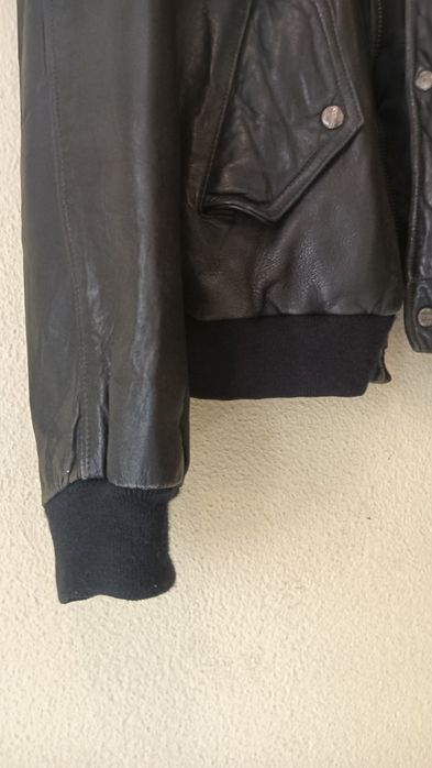Blusão Chevignon vintage em couro