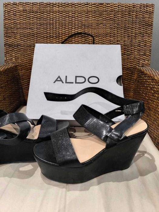 Sandálias Aldo C/Novos Nº37