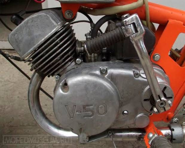 Ремонт двиготелей в-50  карпаты рига