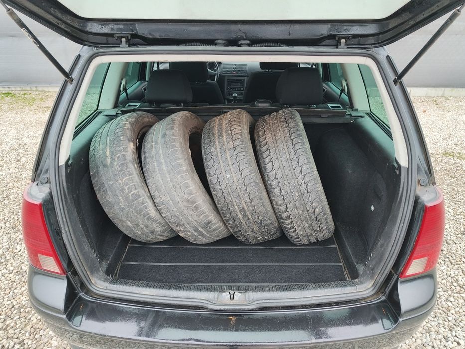 VOLKSWAGEN GOLF IV • 1.4 Benzyna MPI • Climatronic • z Niemiec