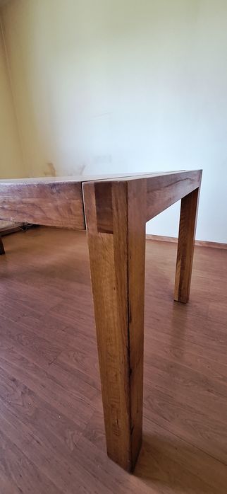 Stół debowy do wyczyszczenia